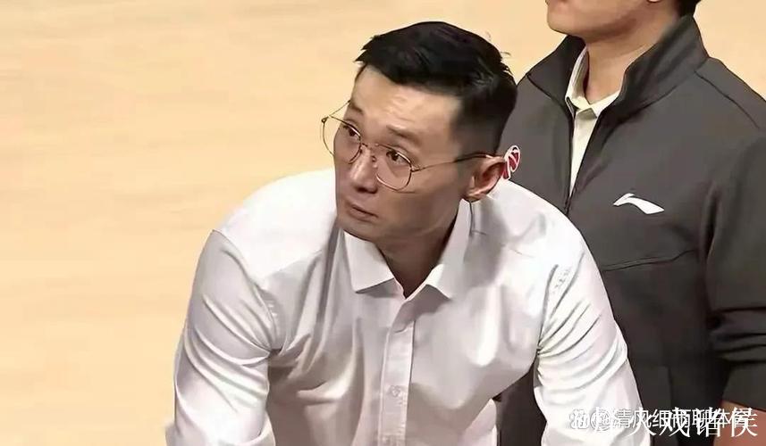 唏嘘！昔日MVP，0分0板0助0断+两场遭弃用，刘炜作出弃用他的解释